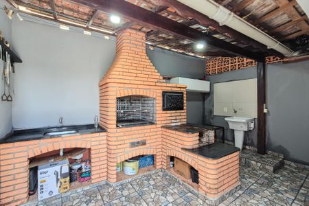 Casa à venda com 100m², 2 quartos e 2 vagas Casa à venda com 100m², 2 quartos e 2 vagasChurrasqueira