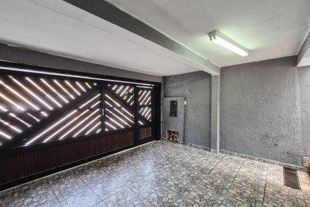 Casa à venda com 100m², 2 quartos e 2 vagas Casa à venda com 100m², 2 quartos e 2 vagasGaragem