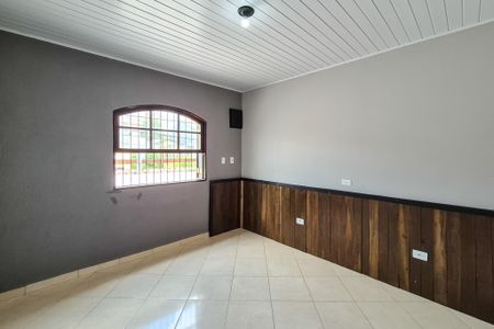 Casa à venda com 100m², 2 quartos e 2 vagas Casa à venda com 100m², 2 quartos e 2 vagasQuarto 1