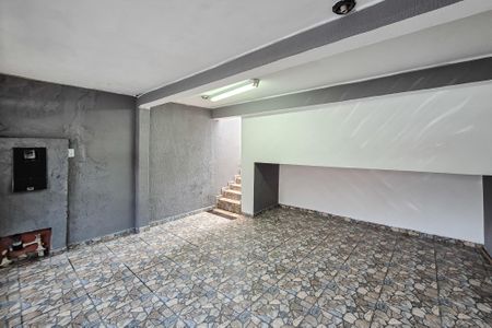 Casa à venda com 100m², 2 quartos e 2 vagas Casa à venda com 100m², 2 quartos e 2 vagasGaragem