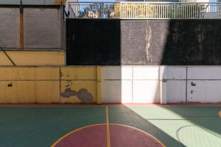 Apartamento à venda com 73m², 3 quartos e 2 vagasÁrea comum - Quadra Esportiva