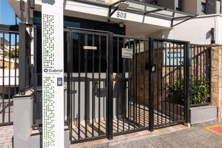 Apartamento à venda com 73m², 3 quartos e 2 vagasFachada e portaria