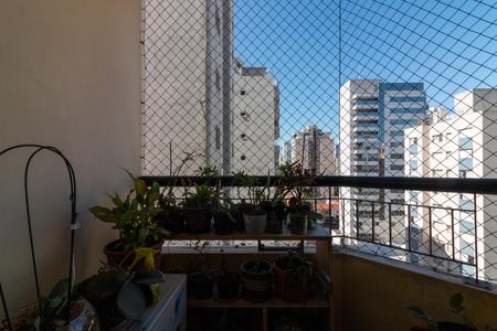 Apartamento à venda com 73m², 3 quartos e 2 vagasVaranda