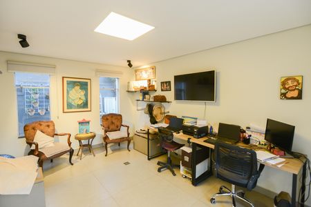 Casa de condomínio para alugar com 350m², 5 quartos e 6 vagas Casa de condomínio para alugar com 350m², 5 quartos e 6 vagasSuíte 4