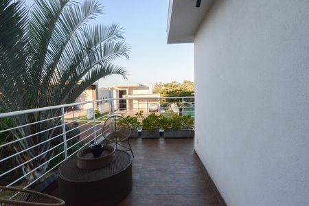 Casa de condomínio para alugar com 350m², 5 quartos e 6 vagas Casa de condomínio para alugar com 350m², 5 quartos e 6 vagasVista da Suíte 3
