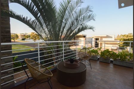 Casa de condomínio para alugar com 350m², 5 quartos e 6 vagas Casa de condomínio para alugar com 350m², 5 quartos e 6 vagasVista da Suíte 3