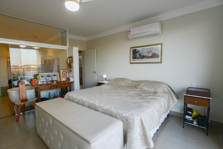 Casa de condomínio para alugar com 350m², 5 quartos e 6 vagas Casa de condomínio para alugar com 350m², 5 quartos e 6 vagasSuíte