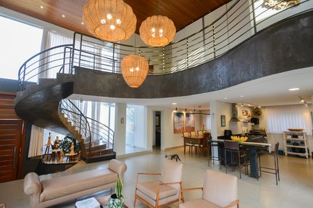 Casa de condomínio para alugar com 350m², 5 quartos e 6 vagas Casa de condomínio para alugar com 350m², 5 quartos e 6 vagasSala