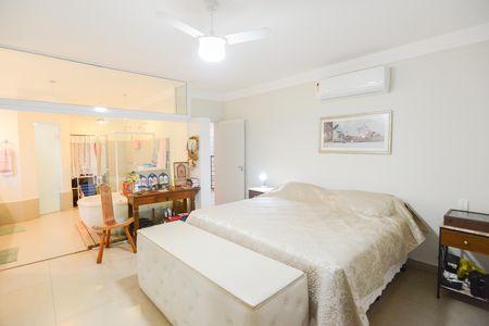 Casa de condomínio para alugar com 350m², 5 quartos e 6 vagas Casa de condomínio para alugar com 350m², 5 quartos e 6 vagasSuíte