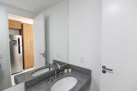 Banheiro de apartamento à venda com 1 quarto, 23m² em Butantã, São Paulo
