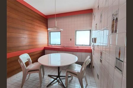 Apartamento à venda com 230m², 3 quartos e 2 vagas