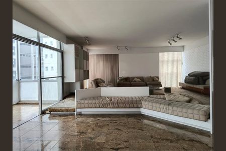 Apartamento à venda com 230m², 3 quartos e 2 vagas