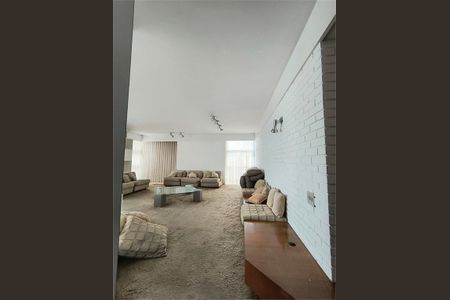 Apartamento à venda com 230m², 3 quartos e 2 vagas