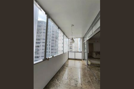 Apartamento à venda com 230m², 3 quartos e 2 vagas