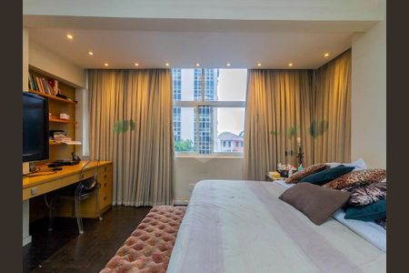 Apartamento à venda com 150m², 2 quartos e sem vaga