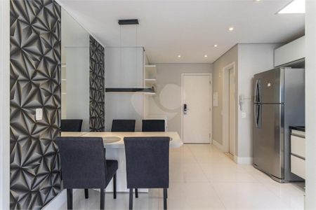 Apartamento à venda com 54m², 1 quarto e 1 vaga