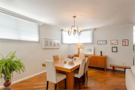 Apartamento à venda com 200m², 3 quartos e 1 vaga