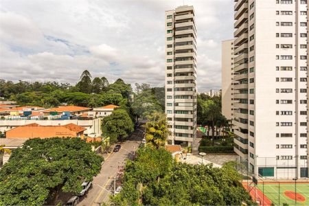 Apartamento à venda com 200m², 3 quartos e 1 vaga