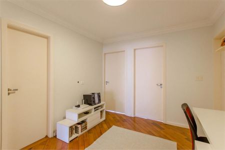 Apartamento à venda com 200m², 3 quartos e 1 vaga