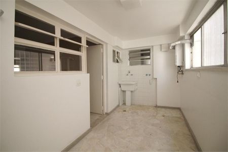 Apartamento à venda com 138m², 3 quartos e 1 vaga