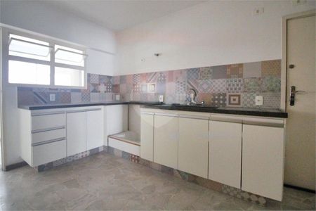 Apartamento à venda com 138m², 3 quartos e 1 vaga