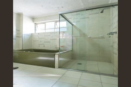 Apartamento à venda com 186m², 4 quartos e 1 vaga