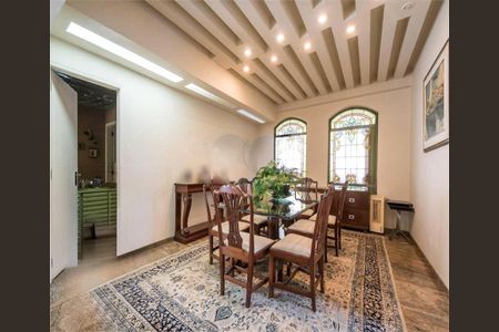 Apartamento à venda com 186m², 4 quartos e 1 vaga