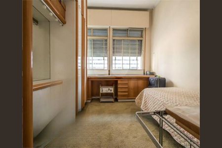 Apartamento à venda com 186m², 4 quartos e 1 vaga