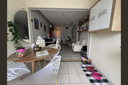 Apartamento à venda com 82m², 3 quartos e 1 vaga