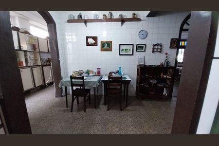 Casa à venda com 3 quartos, 204m² em São Francisco, Niterói