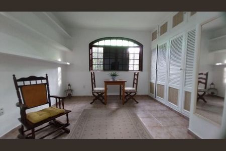 Casa à venda com 3 quartos, 204m² em São Francisco, Niterói