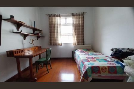 Casa à venda com 3 quartos, 204m² em São Francisco, Niterói