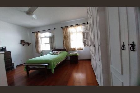 Casa à venda com 3 quartos, 204m² em São Francisco, Niterói