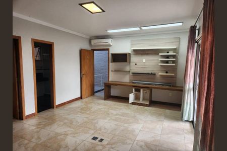 Casa à venda com 5 quartos, 412m² em Charitas, Niterói