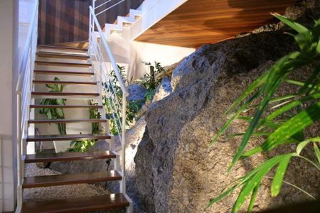 Casa à venda com 5 quartos, 412m² em Charitas, Niterói