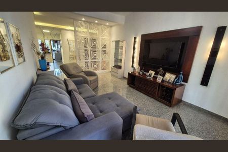 Apartamento à venda com 3 quartos, 120m² em Icaraí, Niterói