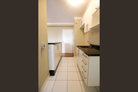 Apartamento à venda com 57m², 2 quartos e 1 vagaCozinha