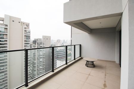 Apartamento à venda com 104m², 2 quartos e 2 vagasVaranda