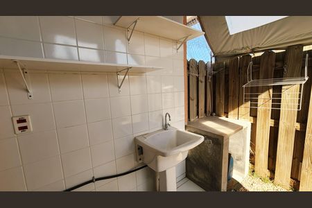 Casa para alugar com 100m², 3 quartos e 2 vagas Casa para alugar com 100m², 3 quartos e 2 vagasÁrea de Serviço