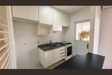 Casa para alugar com 100m², 3 quartos e 2 vagas Casa para alugar com 100m², 3 quartos e 2 vagasCozinha e Área de Serviço