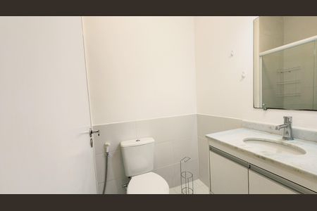 Casa para alugar com 100m², 3 quartos e 2 vagas Casa para alugar com 100m², 3 quartos e 2 vagasBanheiro da Suíte