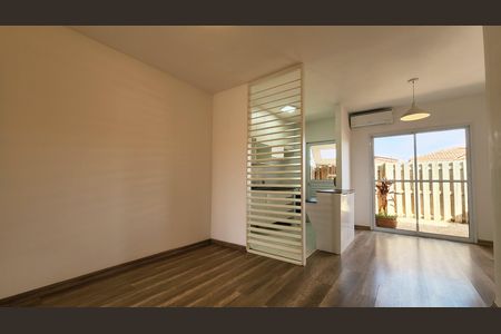 Casa para alugar com 100m², 3 quartos e 2 vagas Casa para alugar com 100m², 3 quartos e 2 vagasSala