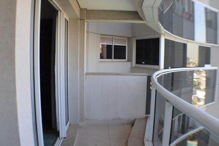 Apartamento para alugar com 51m², 1 quarto e 1 vagaVaranda