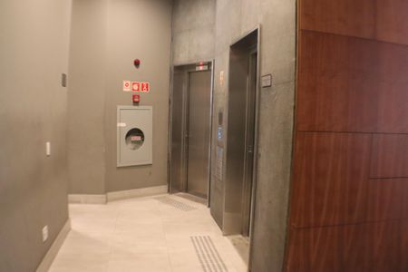 Apartamento para alugar com 51m², 1 quarto e 1 vagaHall de entrada