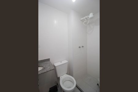 Apartamento à venda com 36m², 2 quartos e sem vaga Apartamento à venda com 36m², 2 quartos e sem vagaBanheiro