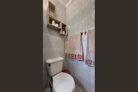 Apartamento à venda com 55m², 2 quartos e 1 vaga Apartamento à venda com 55m², 2 quartos e 1 vagaBanheiro