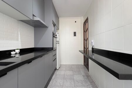 Apartamento à venda com 55m², 2 quartos e 1 vaga Apartamento à venda com 55m², 2 quartos e 1 vagaCozinha e Área de Serviço