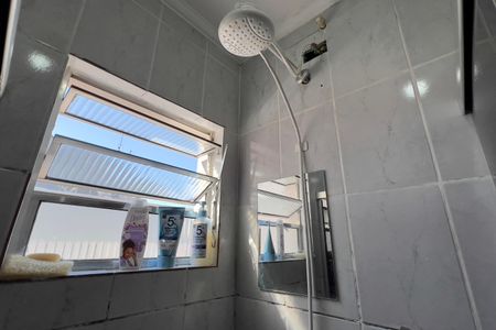 Apartamento à venda com 55m², 2 quartos e 1 vaga Apartamento à venda com 55m², 2 quartos e 1 vagaBanheiro