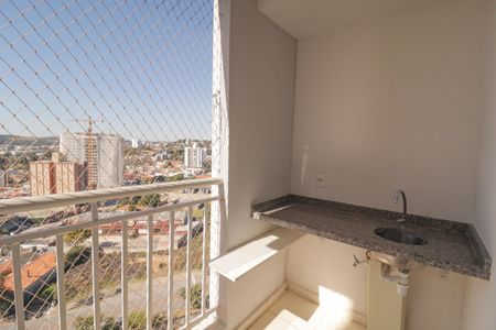 Apartamento à venda com 69m², 2 quartos e 1 vaga Apartamento à venda com 69m², 2 quartos e 1 vagaSacada da Sala