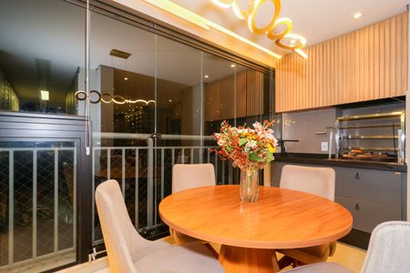 Apartamento à venda com 66m², 2 quartos e 1 vagaVaranda da Sala